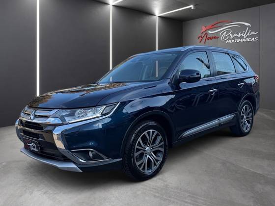 MITSUBISHI OUTLANDER 3.0 GT 4X4 V6 24V GASOLINA 4P AUTOMÁTICO MITSUBISHI OUTLANDER 3.0 GT 4X4 V6 24V GASOLINA 4P AUTOMÁTICO